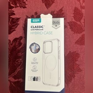 ESR Classic Hybrid Case with HaloLock